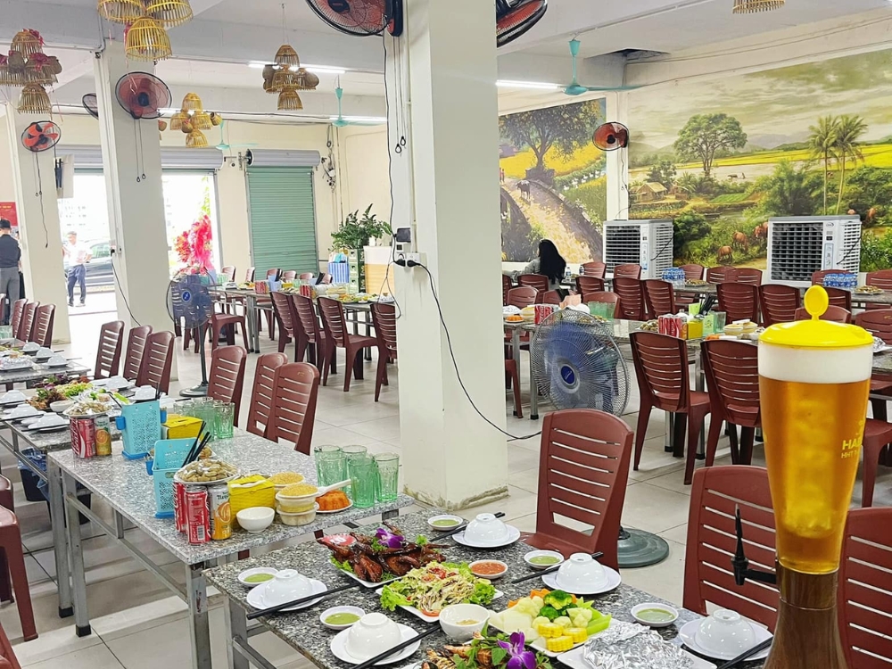 Đôi nét về nhà hàng (không gian, menu)